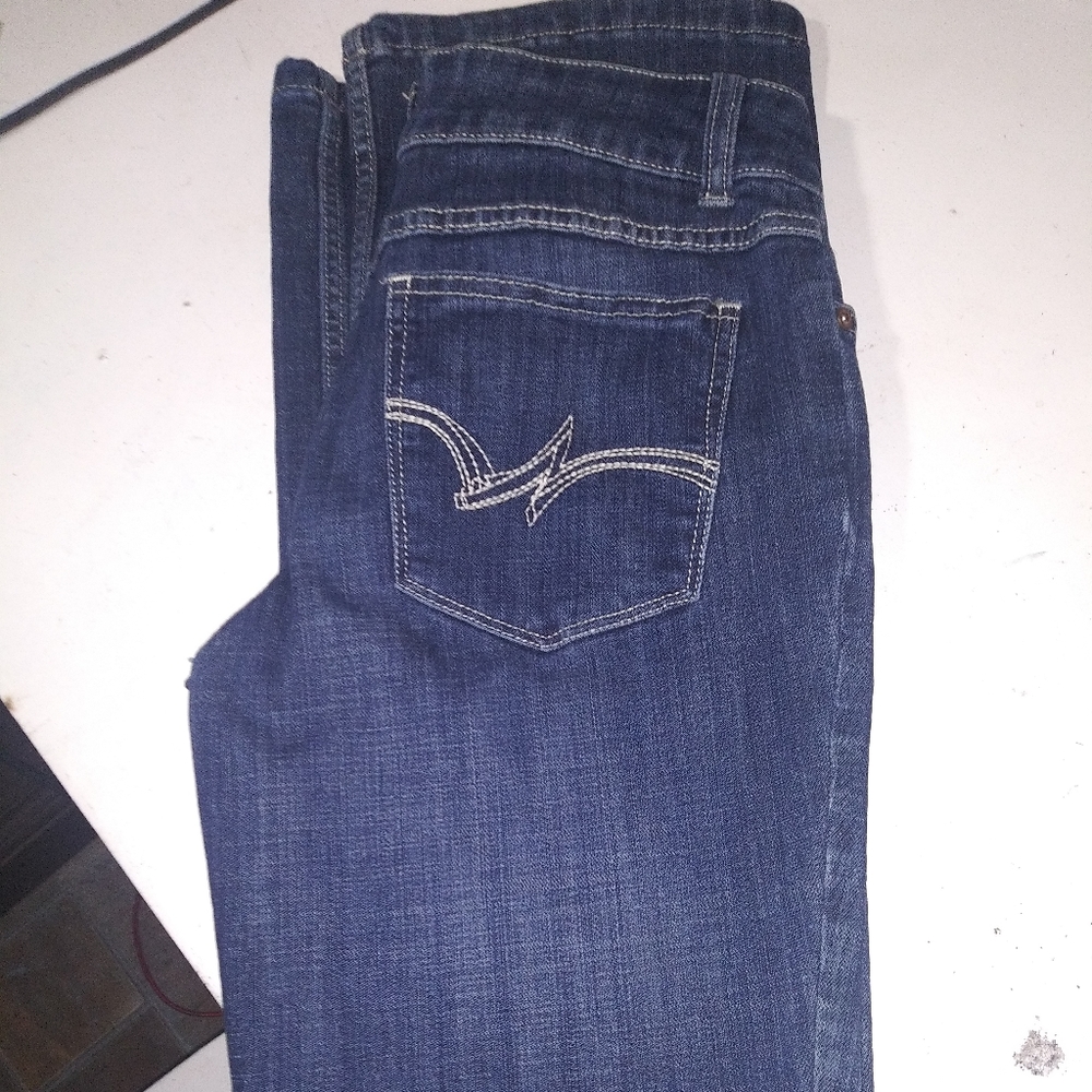 Classic Wrangler slim fit boot cut